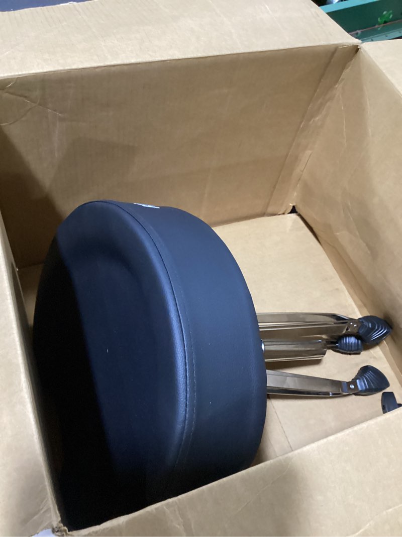 Condition photo showing As Is for roc-n-soc nitro throne black