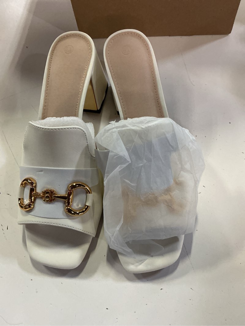Condition photo showing New/Like New for gihubafuil women's sandals peep toe slides chunky heel mules single band comfort slip-on shoes with metal chain for spring summer 8.5 white