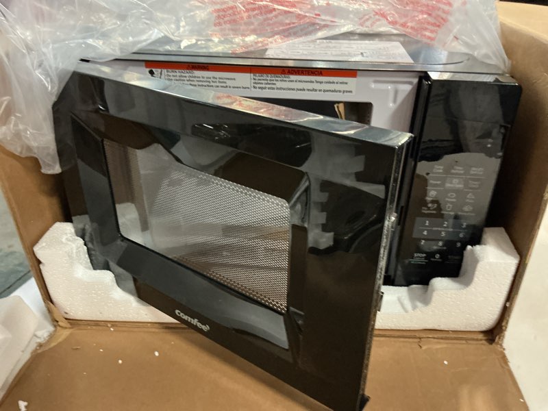 Condition photo showing Good Condition for COMFEE' EM720CPL-PMB Countertop Microwave Oven with Sound On/Off, ECO Mode and Easy One-Touch Buttons, 0.7cu.ft, 700W, Black