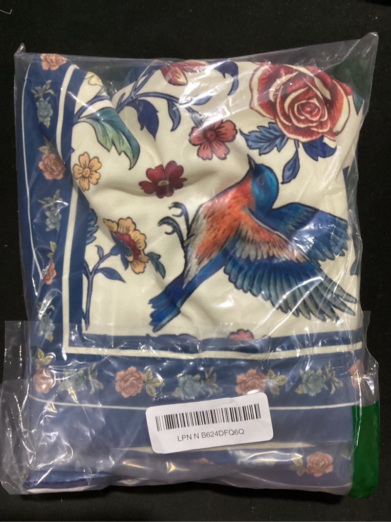 Condition photo showing Good Condition for avoin colorlife spring flowers birds chinoiserie throw pillow covers set of 2, 18 x 18 inch bohemia floral holiday soft jacquard farmhouse cushion case decoration for bedroom home sofa couch blue 18" x 18" (pack of 2)