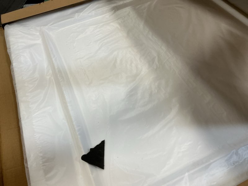 https://lotting-media.assets.bidfta.com/lotting_b1048090-dc5c-4c31-a681-2129a64b108a