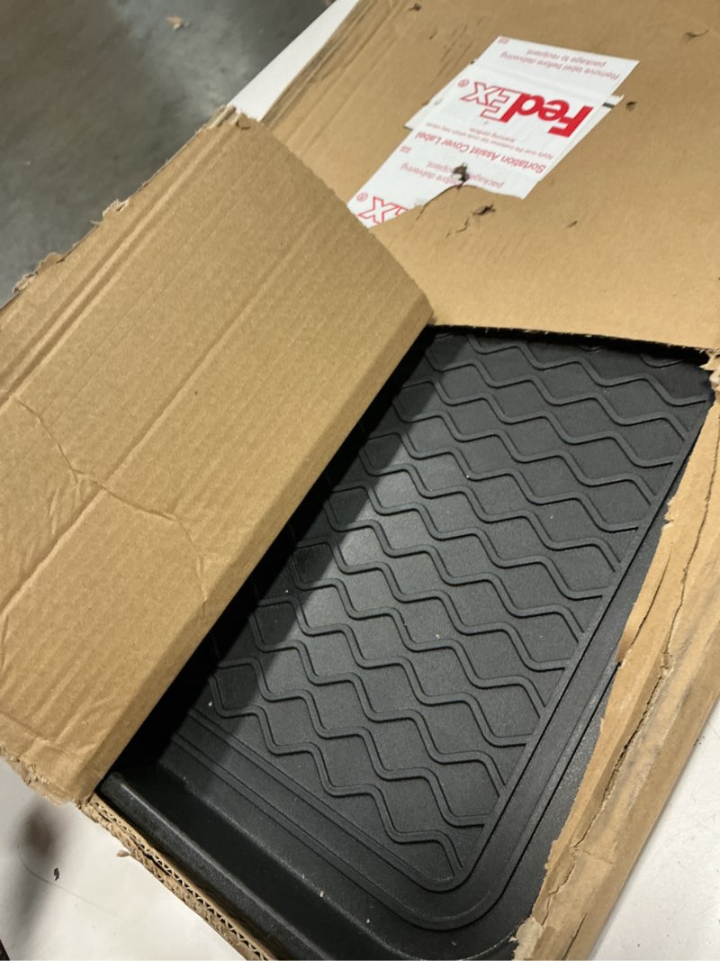 Condition photo showing Good Condition for Stalwart 75-ST6012 All Weather Boot Tray-Water Resistant Plastic Utility Shoe Mat for Indoor and Outdoor Use in All Seasons (Black), Large