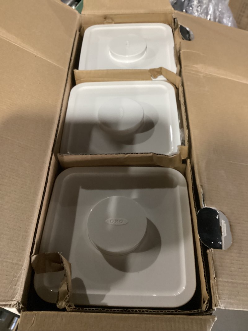 Condition photo showing Good Condition for oxo new good grips 6-piece pop container bulk set