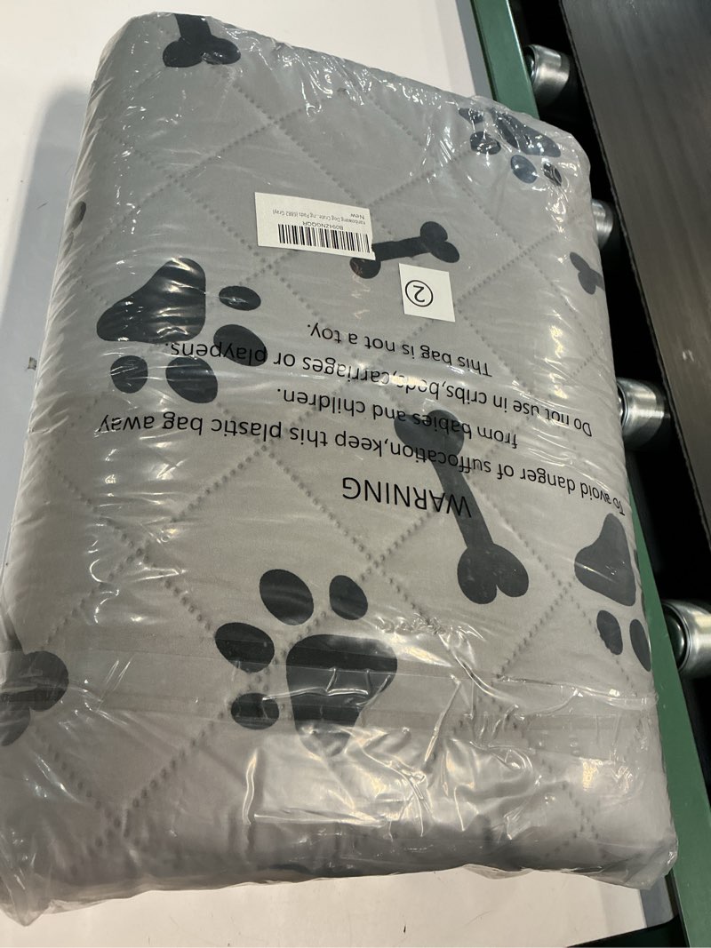 Condition photo showing New/Like New for Dog Crate Pee Pads - Wahable Dog Rugs Non-Slip Puppy Pads for Small Dogs, Water Absorb Training Pads (2030 Gray) 20x30"