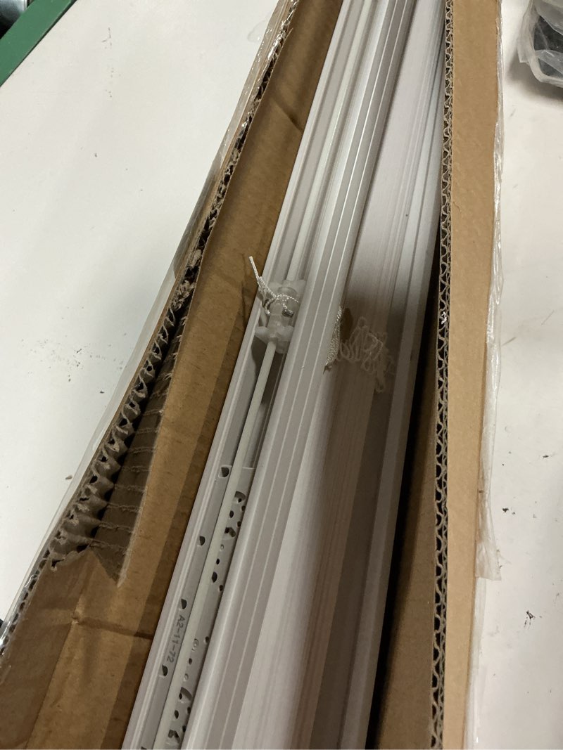 Condition photo showing Good Condition for 1" cordless mini blinds 30" w x 72" h, white vinyl blinds, horizontal light filtering blinds, window blinds for indoor windows, office, kitchen, bathroom and living room.