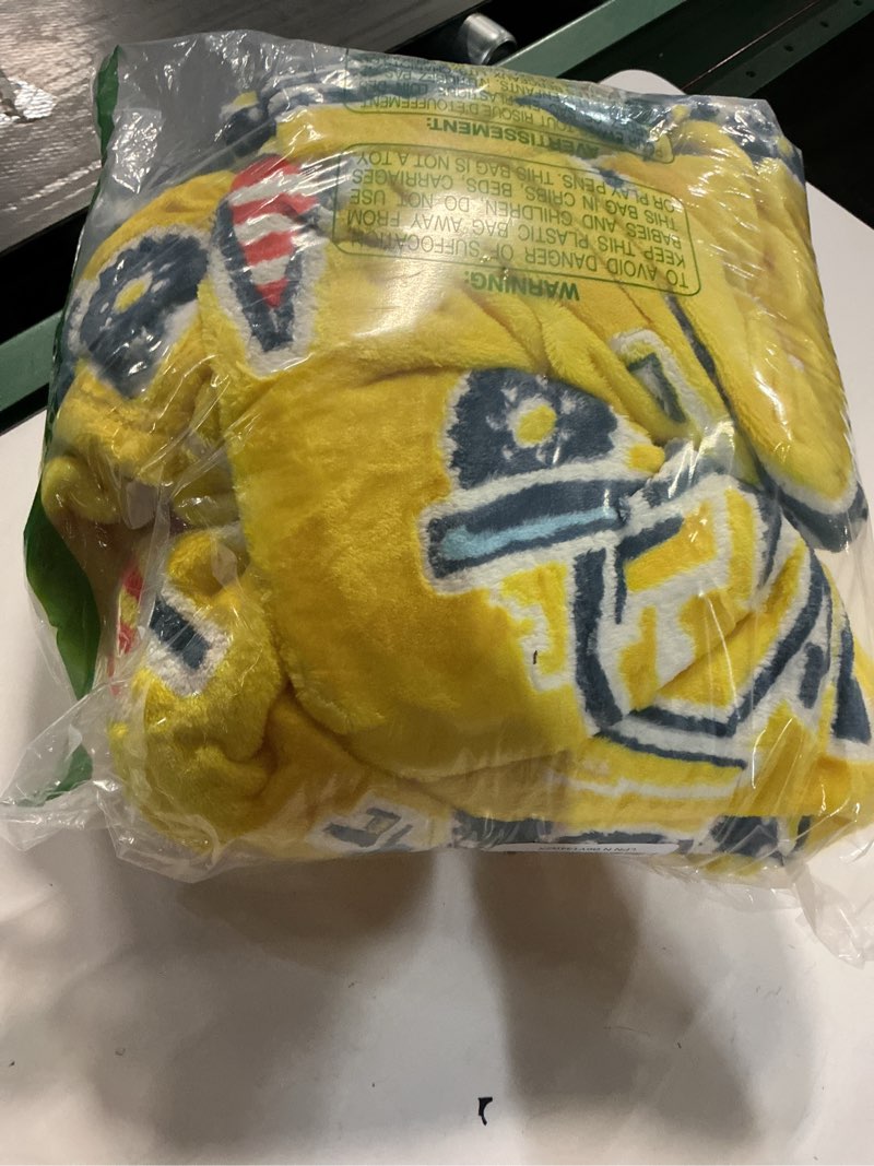 Condition photo showing Good Condition for Excavator Blanket Construction Gifts for Kids Glow in The Dark Truck Blanket Soft Tractor Toys Throw Blankets Boys Car Theme Decor Blankets Glow Excavator 50x60INCH(130 x150 cm)