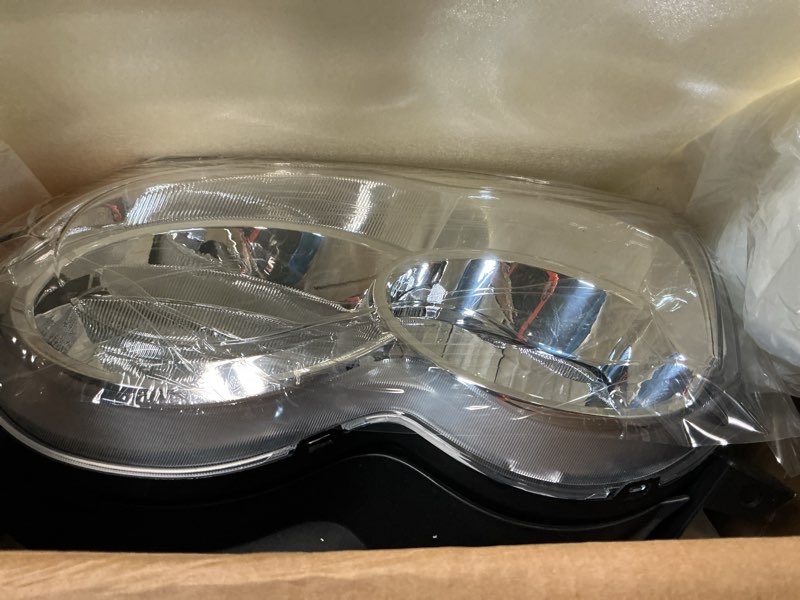 Condition photo showing Good Condition for Headlights Assembly Replacement For Jeep Grand Cherokee 2005 2006 2007, Chrome With Amber Reflector Chrome 2005-2007