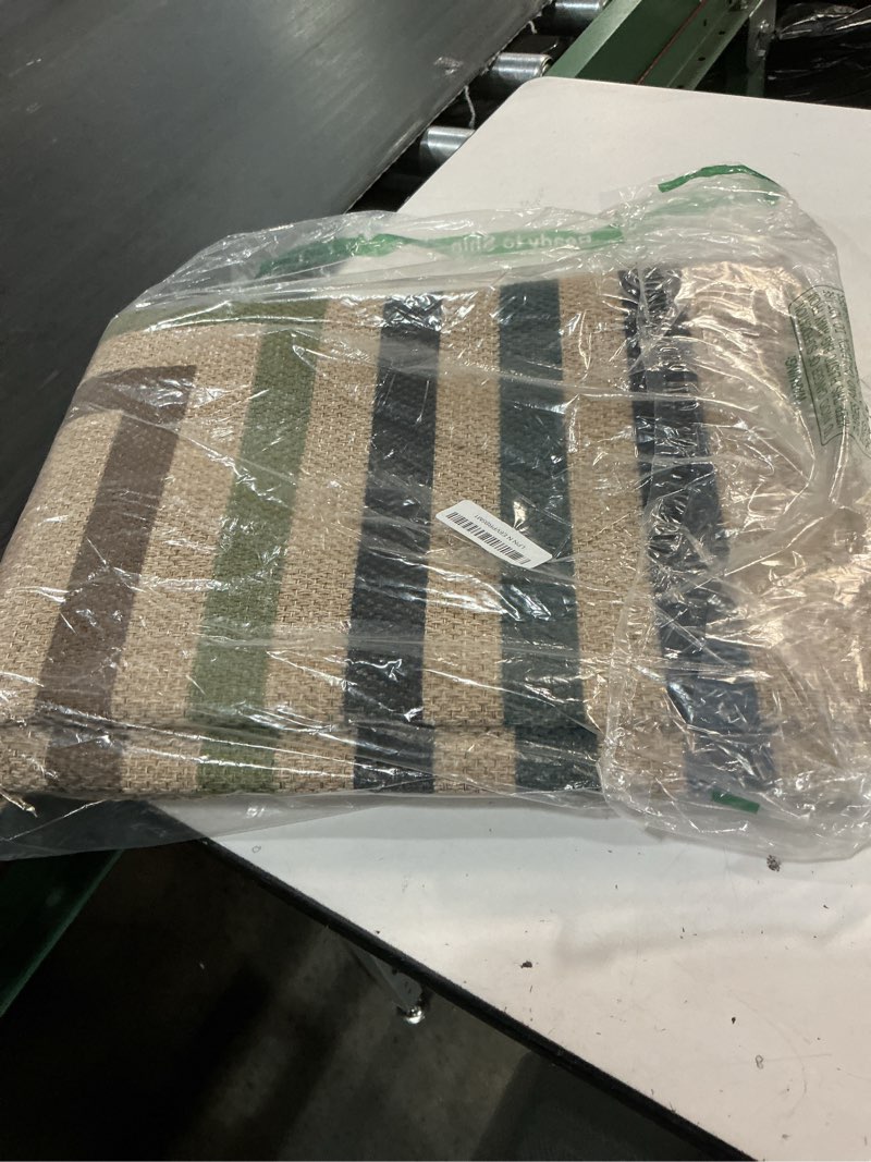 Condition photo showing Good Condition for dolman multi-colored jute hand woven rug