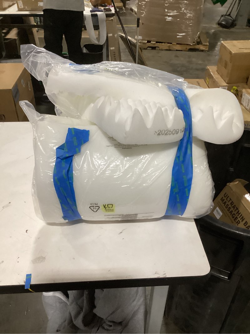 Condition photo showing As Is for Bedsure Self Warming Dog Beds Large Sized Dog - Extra-Large Puppy Bed Orthopedic Egg Crate Foam Pet Mat, Suitable for Pet Up to 100 lbs (Non Electric) 44\"L x 32\"W x 3\"Th Ashen Grey