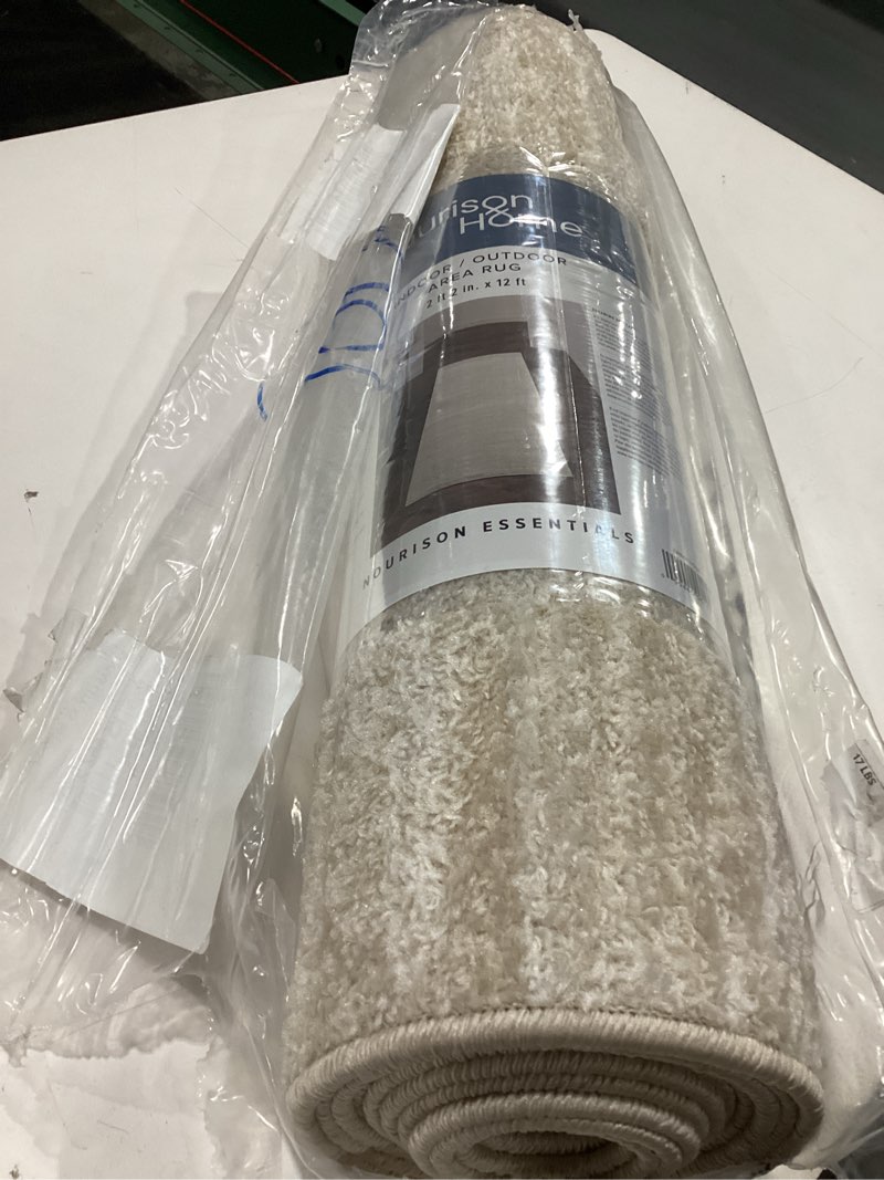  Nourison Essentials NRE01 indoor/outdoor area rug in the 2'2\" x 12' runner size