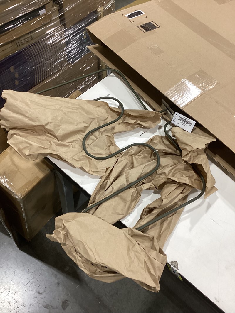 Condition photo showing Good Condition for 318255401 Element Bake Oven Heating Element Replacement Oven Bake Element Compatible for 1055694, 318110500, 318255400, 318255402, AP3768579, PS978774