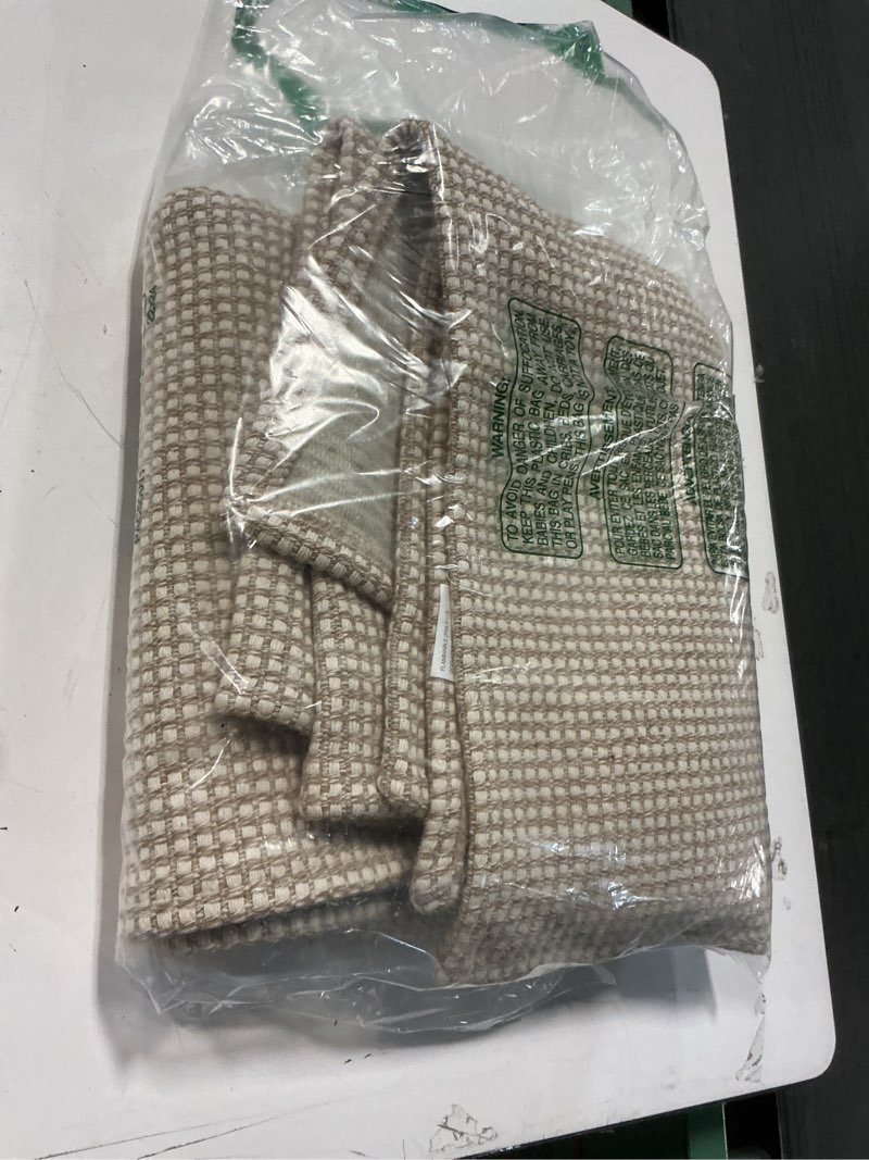 Condition photo showing Good Condition for KOZYFLY Runners for Hallways 2x8 ft Washable Kitchen Runner Non Slip Rubber Backed Hall Runners Cotton Entryway Runner Rugs Floor Carpet for Indoor Backdoor Bedroom Kitchen, Ivory/Khaki 2' x 8' (Runner) Ivory/Khaki