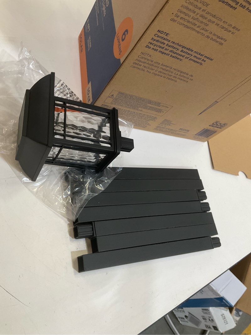 harbor breeze 10 -pack 6 -lumens black solar led outdoor path light kit ( 3000-k )