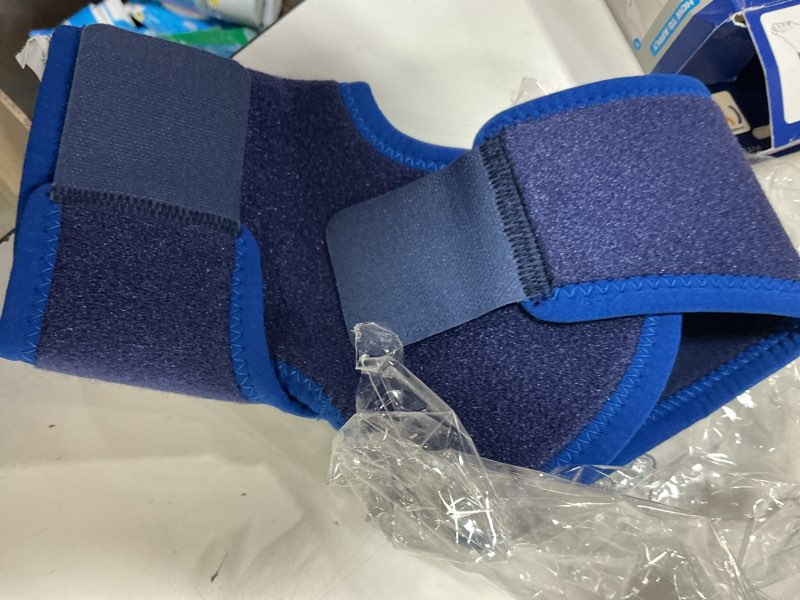 Condition photo showing Good Condition for neo g ankle support - one size