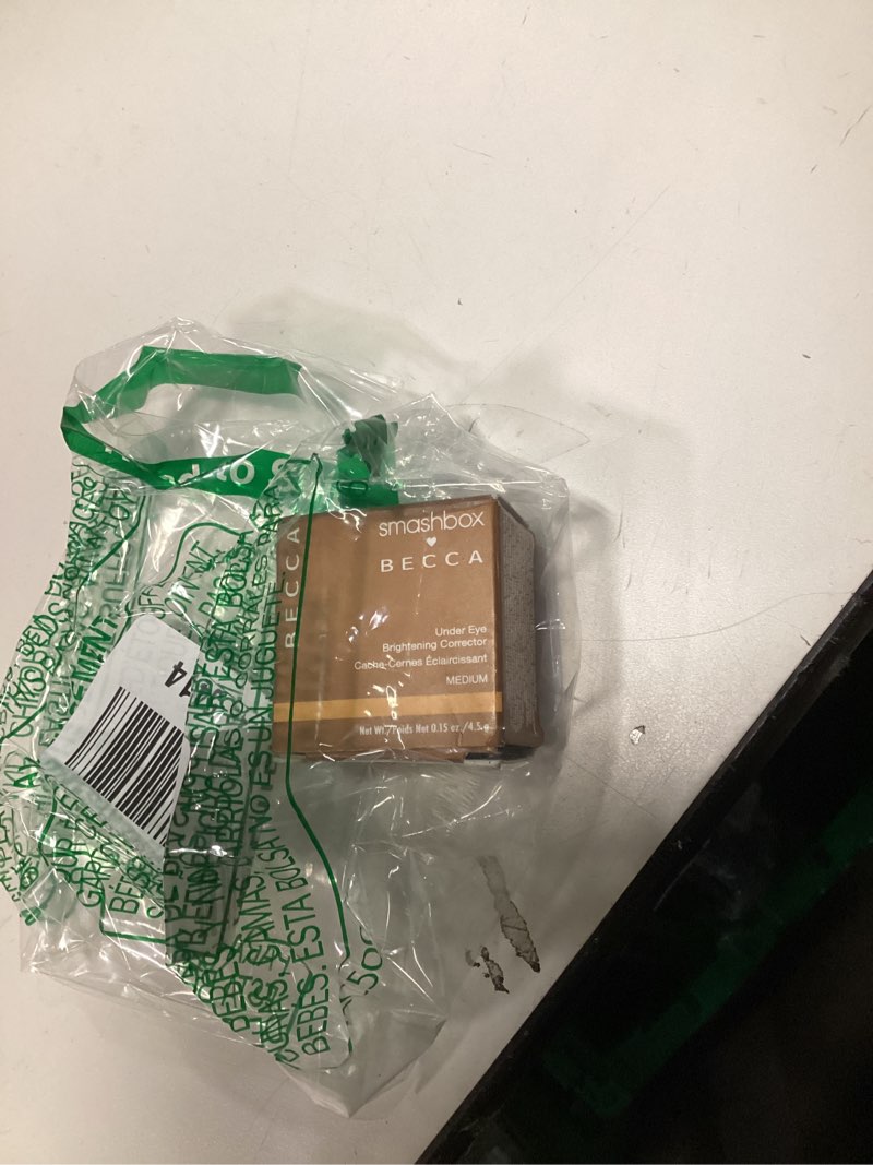 Condition photo showing As Is for Smashbox X BECCA Under Eye Brightening Corrector | Brightens and Corrects Dark Circles | Vitamin E, 0.15 Ounce 02 - Medium