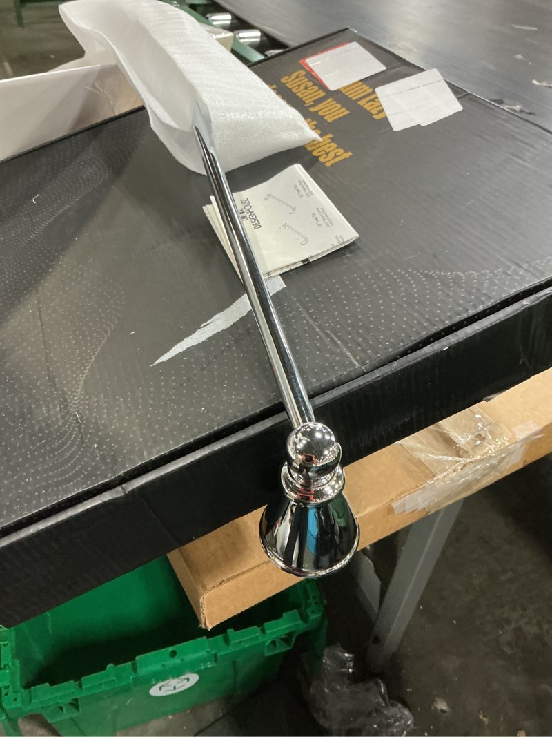 Condition photo showing Good Condition for design house 188730 san martin 4-piece bathroom hardware accessory kit polished chrome polished chrome ???24-inch kassel