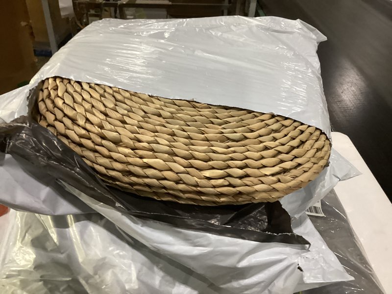 Condition photo showing Good Condition for Sewroro Sofa Tatami Floor Pillow Round Straw Woven Padded Sitting Cushion Japanese Style Seat Pillow Floor Straw Mat Meditating Furniture Floor Mat for Home Temple 40cm Outdoor Chairs