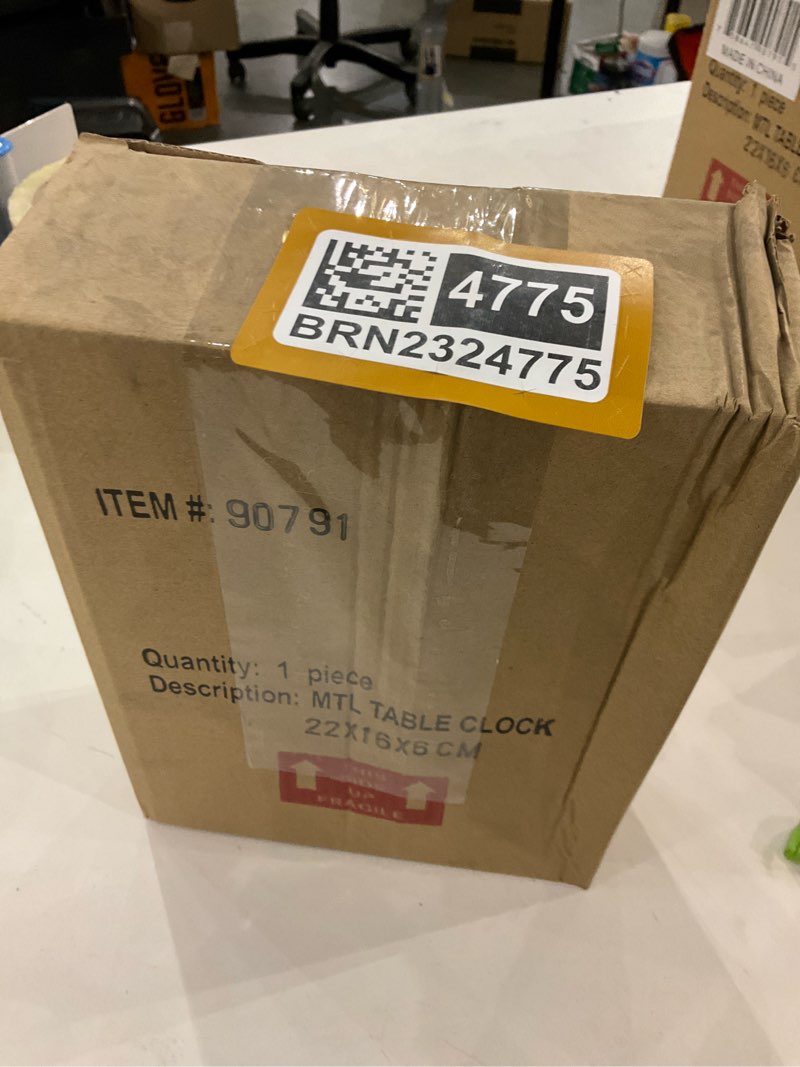 https://lotting-media.assets.bidfta.com/lotting_b14ec344-4b2b-4a8f-8781-cf8c27f27dec