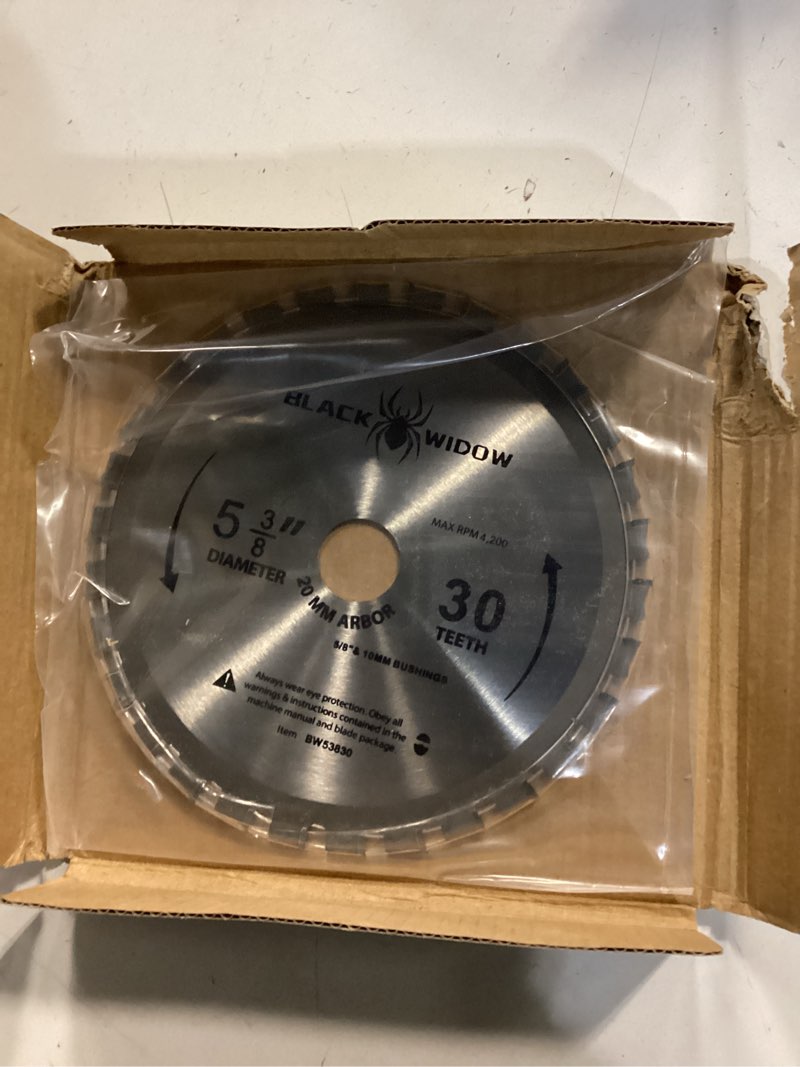 Condition photo showing Good Condition for WCB0538T030HP 5-3/8-Inch 30 Teeth TCT General Purpose Hard & Soft Wood Saw Blade