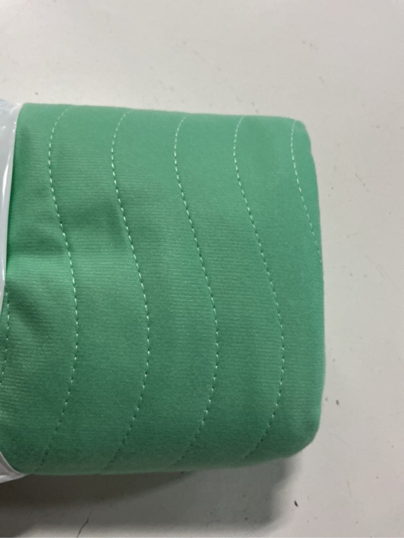 Condition photo showing Good Condition for improvia positioning bed pad, with 8 reinforced handles, quick-drying, washable, waterproof, for lifting, turning, transfering, elderly and incontinence patients (green, 34" x 52" - pack of 1) green 34"x52" (pack of 1)