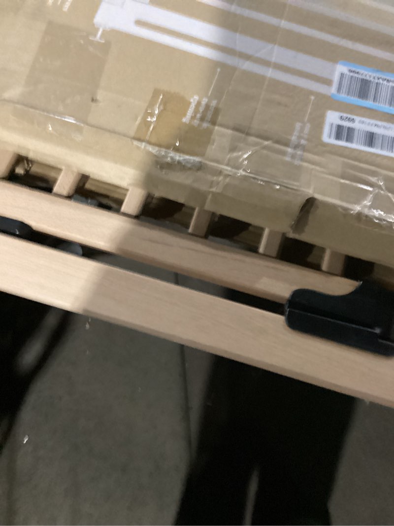 Condition photo showing New/Like New for Baby Delight SizeWise™ Wood Pressure Mounted Safety Gate 27.6"-31.5" | Extra-Wide Passage | Auto-Close Two-Way Opening | Easy Installation | PEFC Certified Beech Wood (28.7" Passage) 27.6"-31.5" Pressure-Mounted Gate