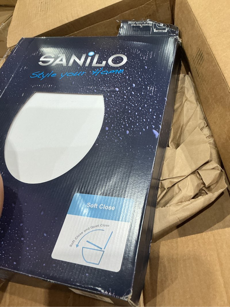 Condition photo showing Good Condition for sanilo toilet lid with soft-close mechanism, toilet seat removable by push button, easy installation from the top, exclusive and hygienic (white)