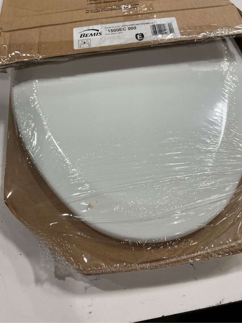 Condition photo showing New/Like New for bemis residential molded wood toilet seats white