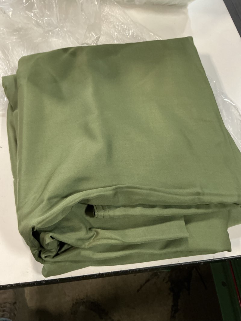 Condition photo showing New/Like New for bamboo duvet cover size king