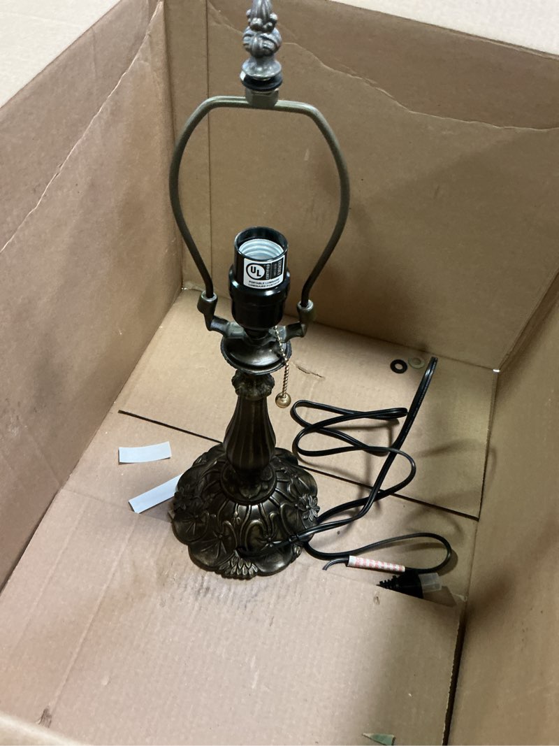 Condition photo showing As Is for Tiffany Style Table Lamp Vintage Stained Glass Desk Lamp Mable Gradient Green Fish Scales Bedside Reading Light Decor Bedroom Living Room Home Office D12 xH18 (Green Fish Scales)