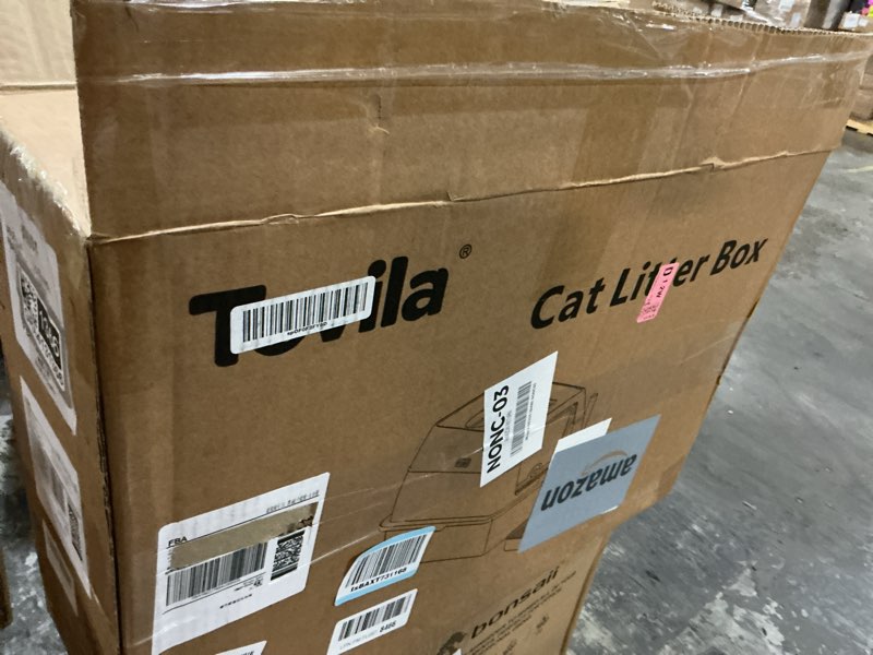 Condition photo showing New/Like New for tevila extra large stainless steel litter box with lid, high sided enclosed metal cat litter pan, dog proof front entry top exit, odor control easy clean leak proof, includes mat, scoop & step, black