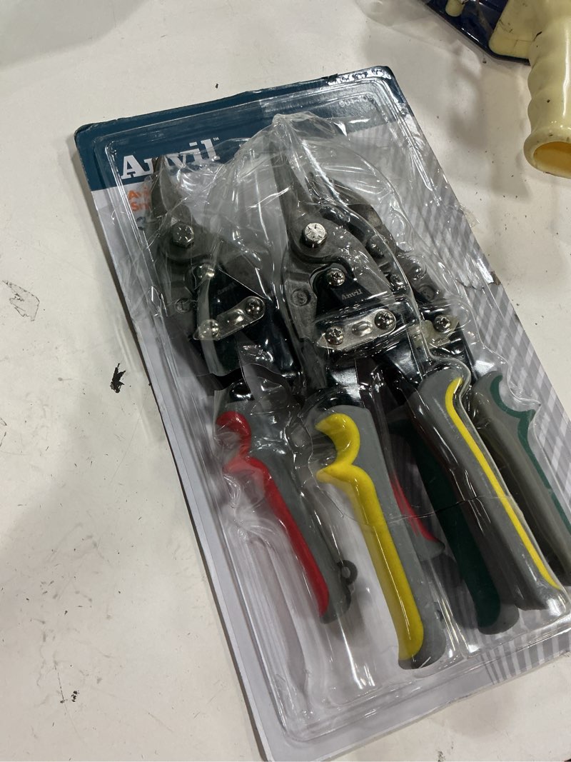 Condition photo showing As Is for straight, left, and right cut aviation snip set (3-piece)