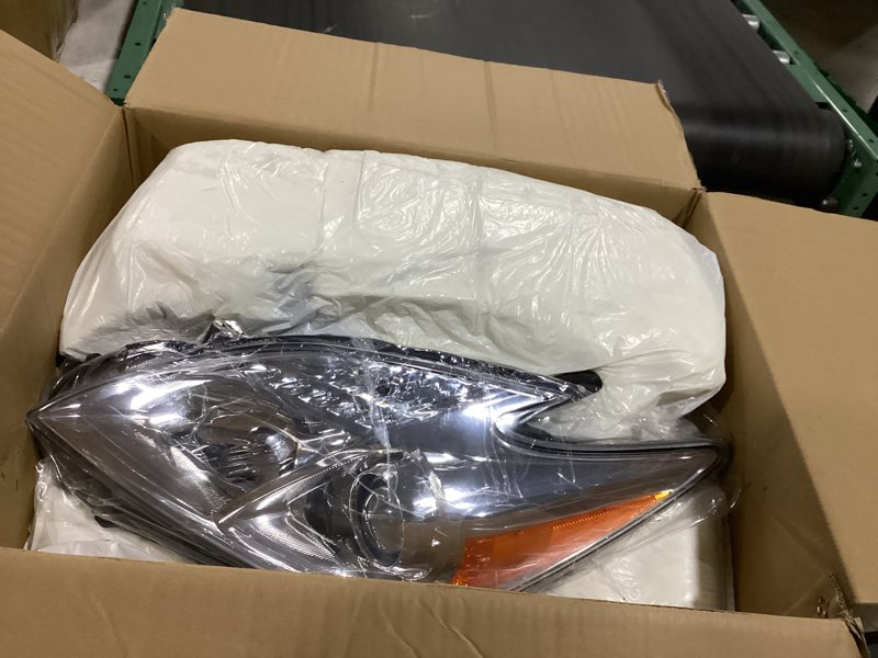 Condition photo showing Good Condition for headlight assembly compatible with 2012-2015 toyota prius replacement for 8117047520 8113047520, headlamp head lights lamp chrome housing clear lens driver & passenger side