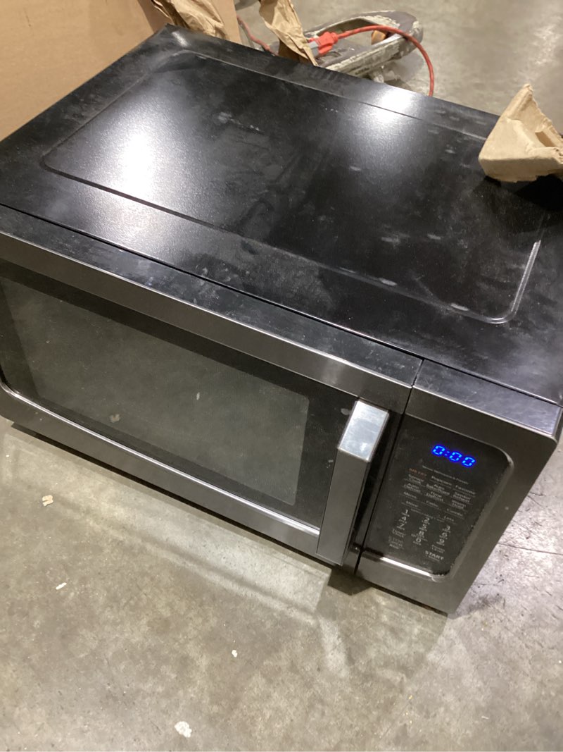 Toshiba Air Fryer Combo 4-in-1 Countertop Microwave Oven, Smart Sensor, Convection, Mute Function, P