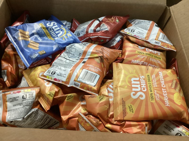Condition photo showing New/Like New for SunChips 100% Whole Grain Chips, Variety Pack, 1 oz Bags, Pack of 40, No Artificial Flavors, Colors Variety Pack 40 Count (Pack of 1)