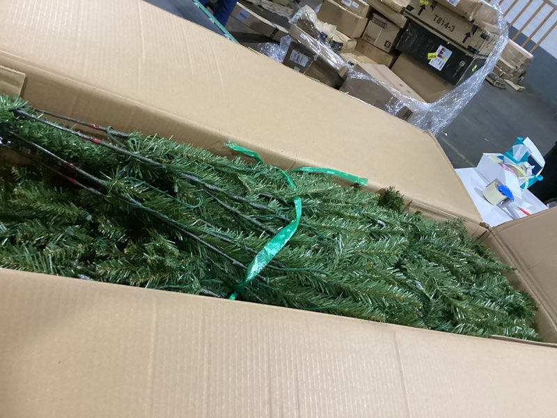 Condition photo showing Good Condition for National Tree Company 7.5 ft Pre-Lit Dunhill Fir Artificial Christmas Tree, 700 LED Lights, 2,514 Tips, PowerConnect, Foot Pedal, 10 Light Functions, Includes Stand, Green 7ft 6in Christmas Tree
