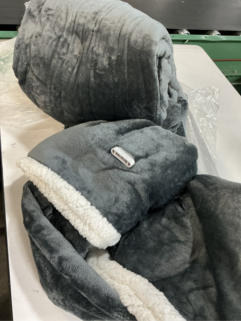 Condition photo showing Good Condition for gray 63 in. x 51 in. flannelette heated electric blanket electric throw blanket for bed couch