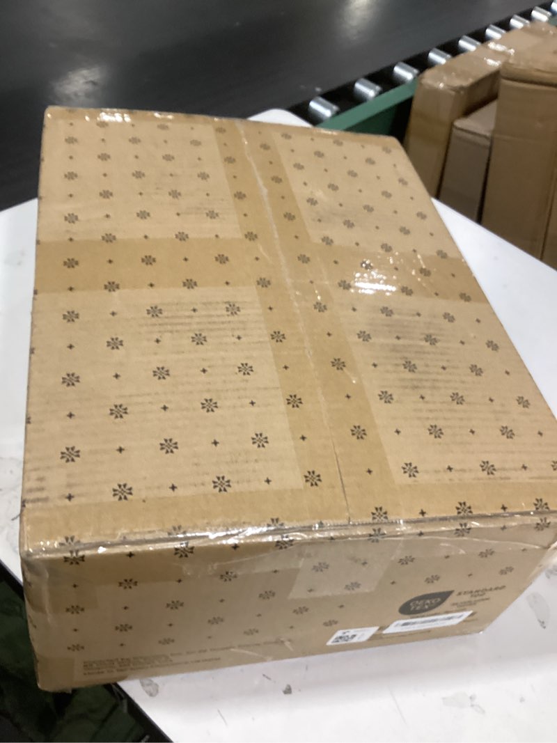 Condition photo showing New/Like New for Beckham Hotel Collection Bed Pillows King Size Set of 2 - Down Alternative Pillow for Back, Stomach or Side Sleepers King White