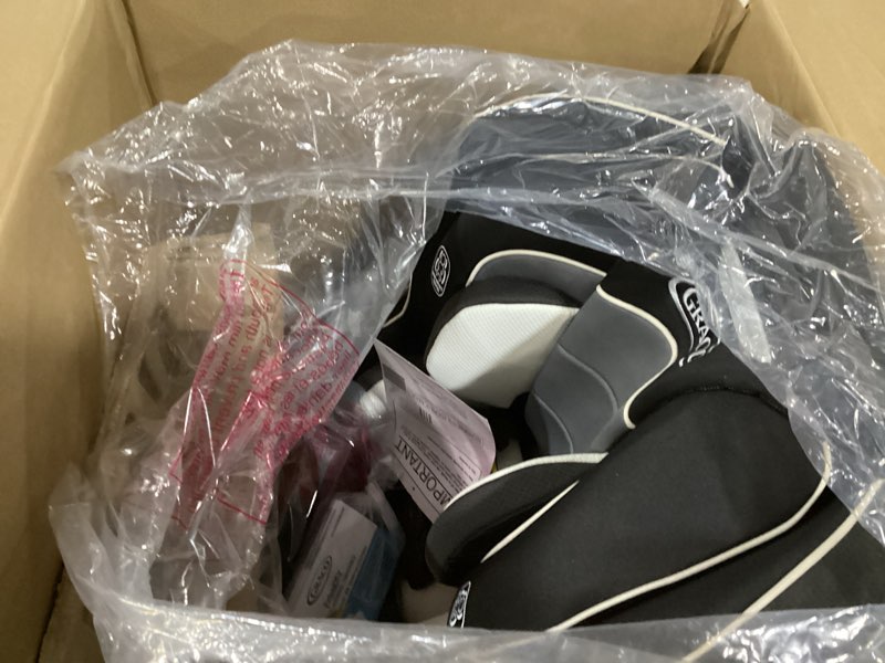 Condition photo showing Good Condition for Graco Extend2Fit Convertible Baby Car Seat, Rear and Forward Facing, Adjustable Extension Panel for Extra Legroom, Gotham 2-in-1 Gotham 2.0