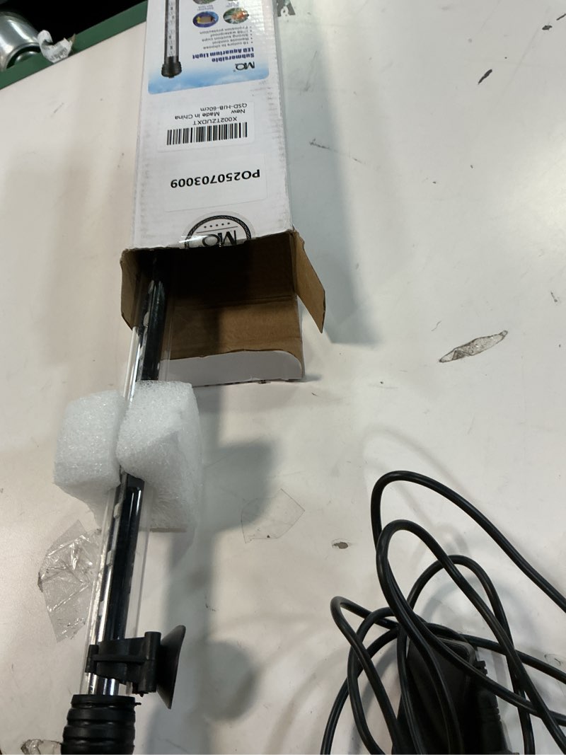 Condition photo showing Good Condition for MQ 23 in Submersible LED Aquarium Light, 9W Color Changing Fish Tank Light with Remote Control, IP68 Crystal Glass 30 LEDs Lights Bar, for Fish Tank 30-37 inch 30LED-Length 23"