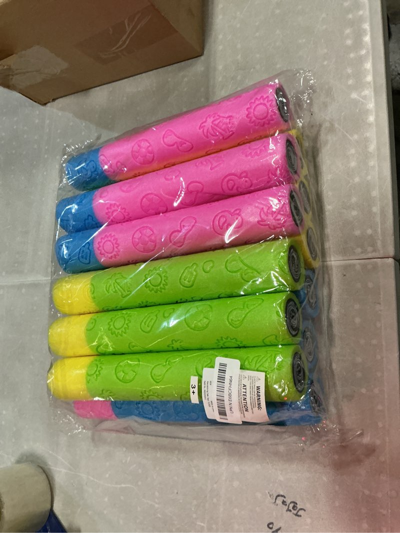 Condition photo showing New/Like New for water guns for kids adults toddler, high-capacity foam squirt gun toy, summer fun water toys for pool outdoor beach games, water blaster for ages 4-8 8-12 boys backyard party play(11.8" 12pcs)