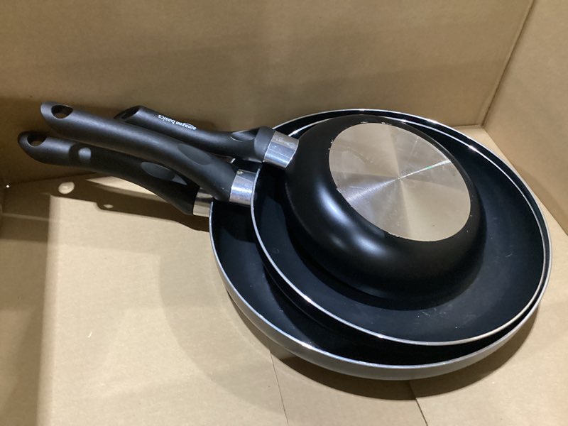 Condition photo showing As Is for Nonstick Frying Pans Set of 3 - Carbon Steel Frying Pans with PFOA-Free Coating, Durable, Even-Heating, Stay-Cool Handle, Include 2 Spatulas & 7.9, 10.2, 11.8 Inch Skillets for All Stovetops Black