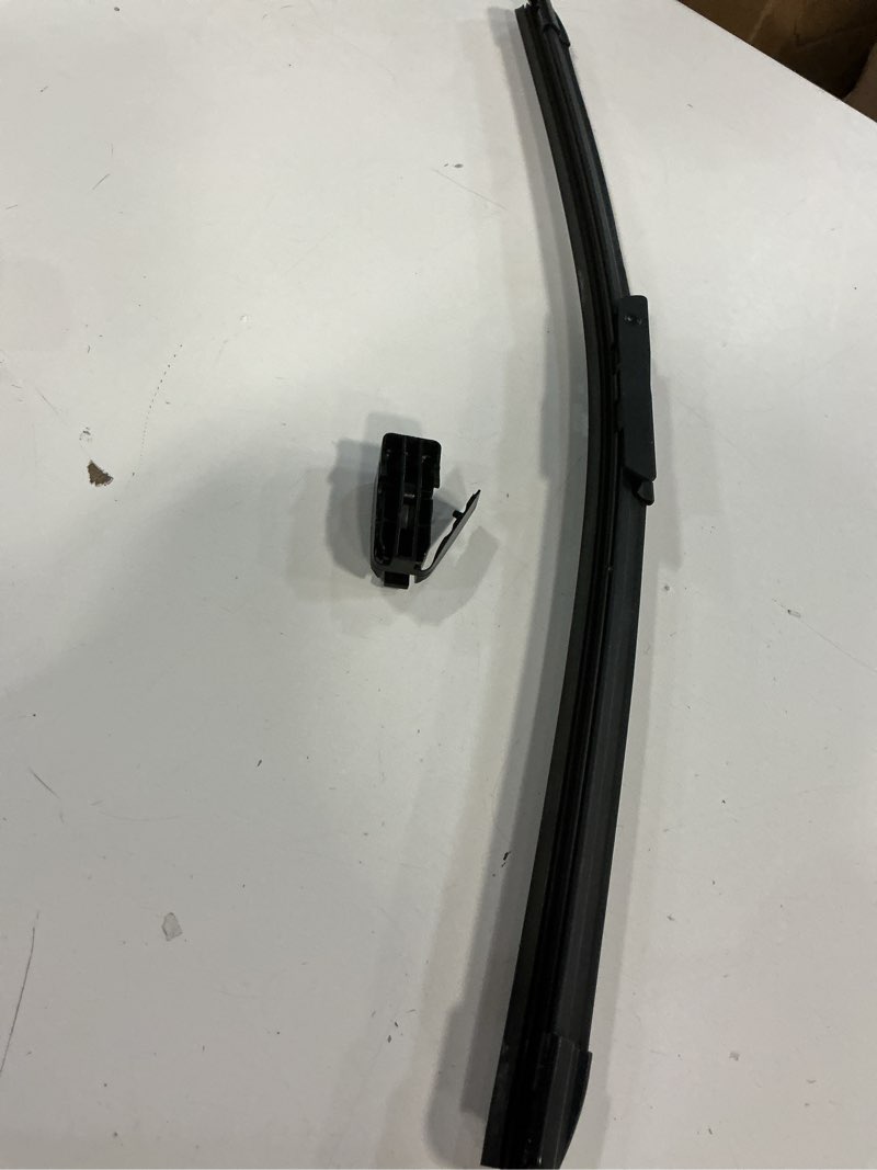 Condition photo showing As Is for PEAK Optix Beam Wiper Blade, All-Weather Windshield Wiper Blade, Auto Replacement Part, 18", Pack of 1