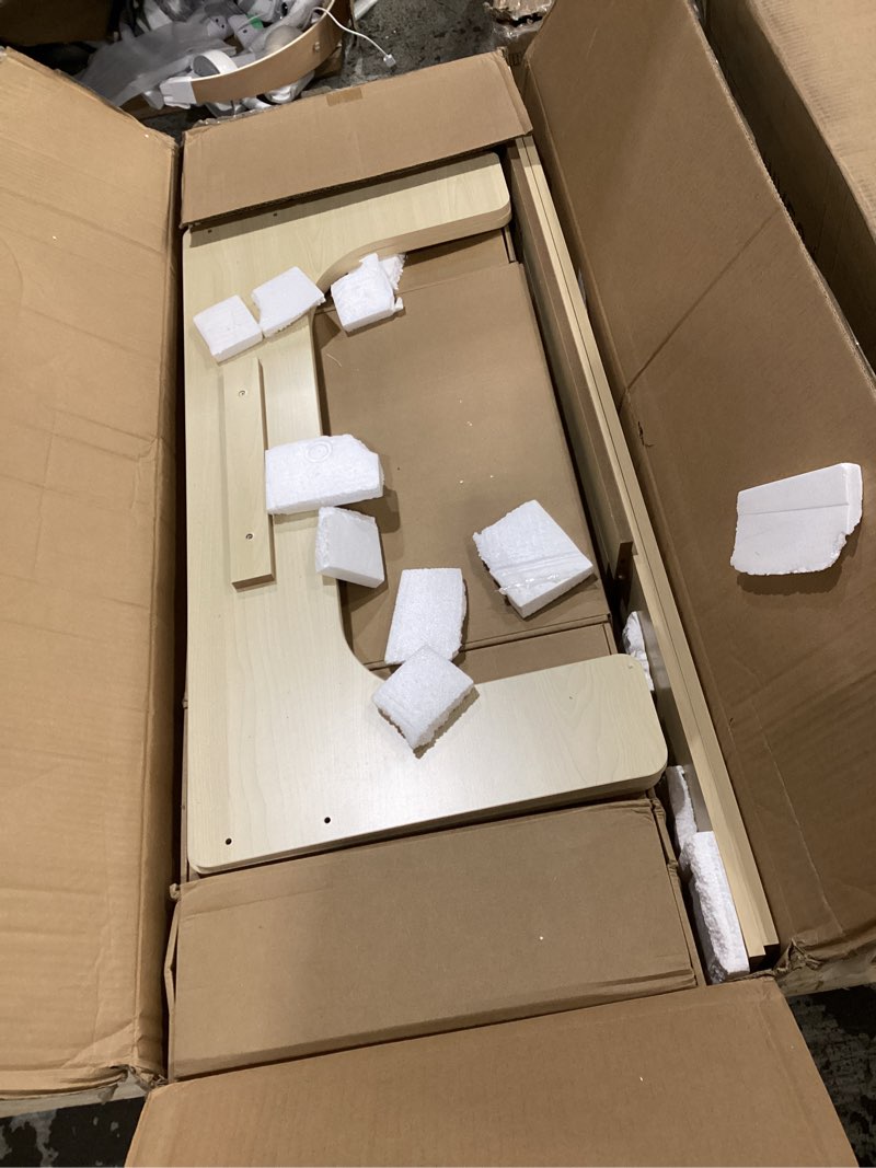 Condition photo showing New/Like New for Amazon Basics 120 Piece Wooden Train Set with Table, Sturdy Tracks and Storage Bin, Multi-Activity, Kids Gift for Age 3Y+, 47.44 x 33.46 x 16.14 inches