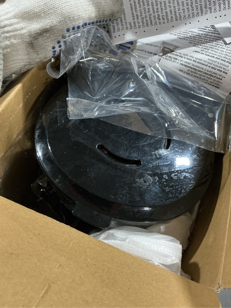 Condition photo showing Good Condition for BLACK+DECKER 12-Cup Coffee Maker with Easy On/Off Switch, Easy Pour, Non-Drip Carafe with Removable Filter Basket, Vortex Technology, Black 12-Cup 12-Cup