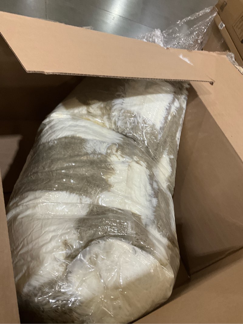 Condition photo showing Good Condition for Super Soft Rug for Bedroom, 6x9 Ft Beige and White Area Rug Classic Checkered Shaggy Anti-Skid High Pile Soft Fluffy Rug Fuzzy Carpet for Living Room Bedroom Kids Room Nursery, Dorm Home Decor Beige and White 9' x 6' (Rectangular)