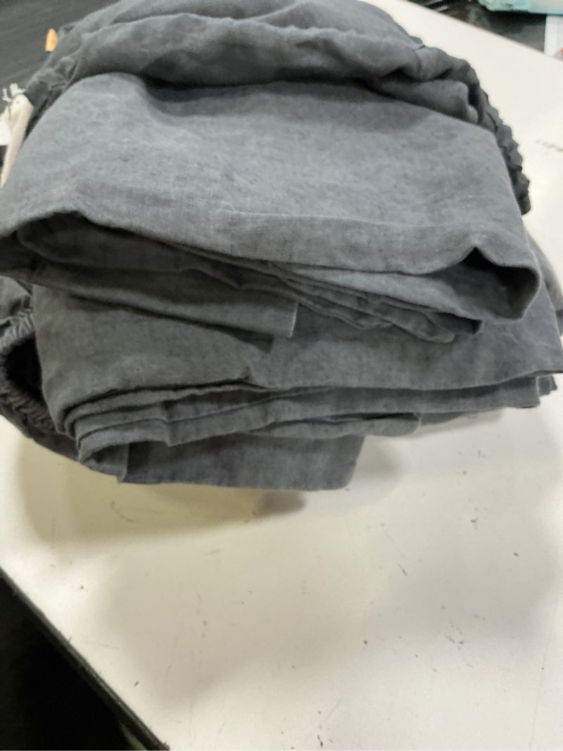 Condition photo showing Good Condition for european linen sheet set solid: charcoal size 20x30