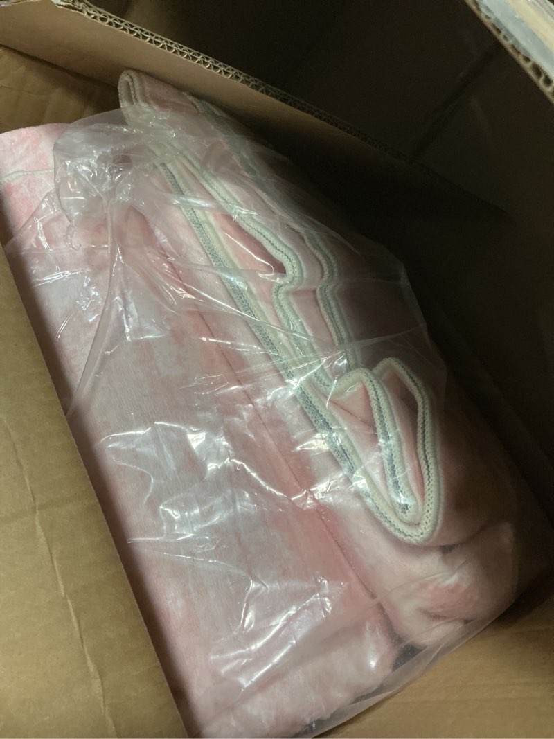 Condition photo showing Good Condition for Living Room Area Rug 9x12 Machine Washable Rug Non-Slip Stain Resistant Modern Abstract Bedroom Rug 