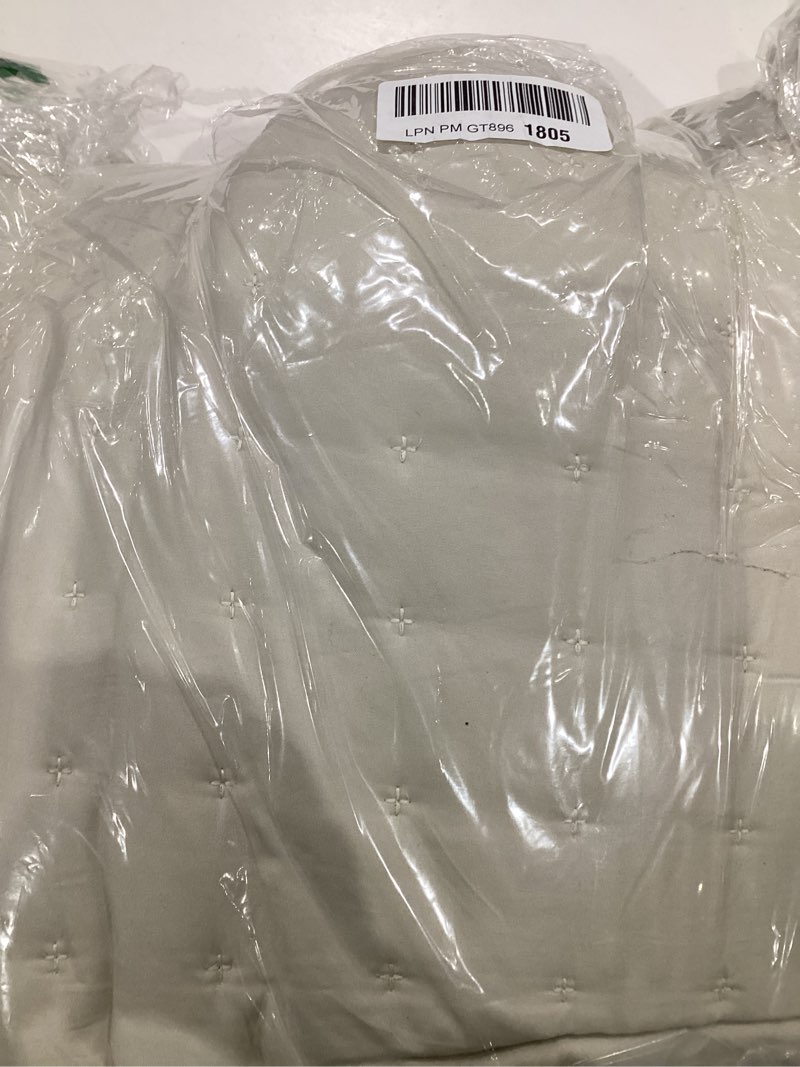 Condition photo showing Good Condition for wdcozy beige queen size quilts bedding sets with 2 pillow shams, neutral lightweight soft bedspread coverlet, quilted blanket thin comforter bed cover for all season, 3 pieces, 90x90 inches wheat queen