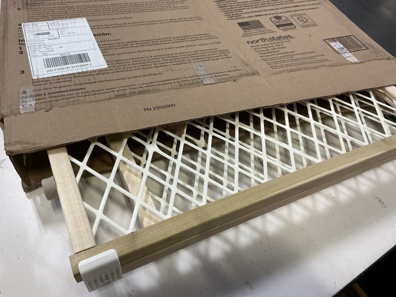 Condition photo showing Good Condition for toddleroo by north states - diamond mesh wooden baby gate: pressure mounted baby gate for doorways - adjustable 26.5 to 42 inches wide - 23 inches tall