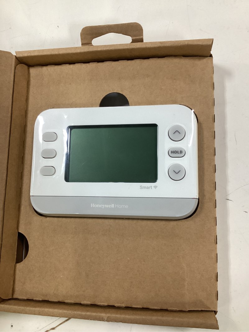 Condition photo showing Good Condition for honeywell home x2s smart built in wifi heating and cooling push button smart-enabled programmable th